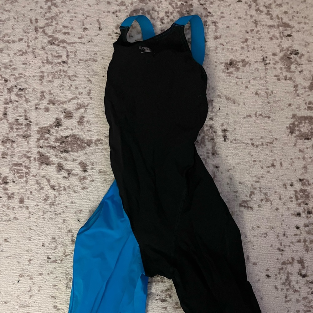 Speedo tech suit